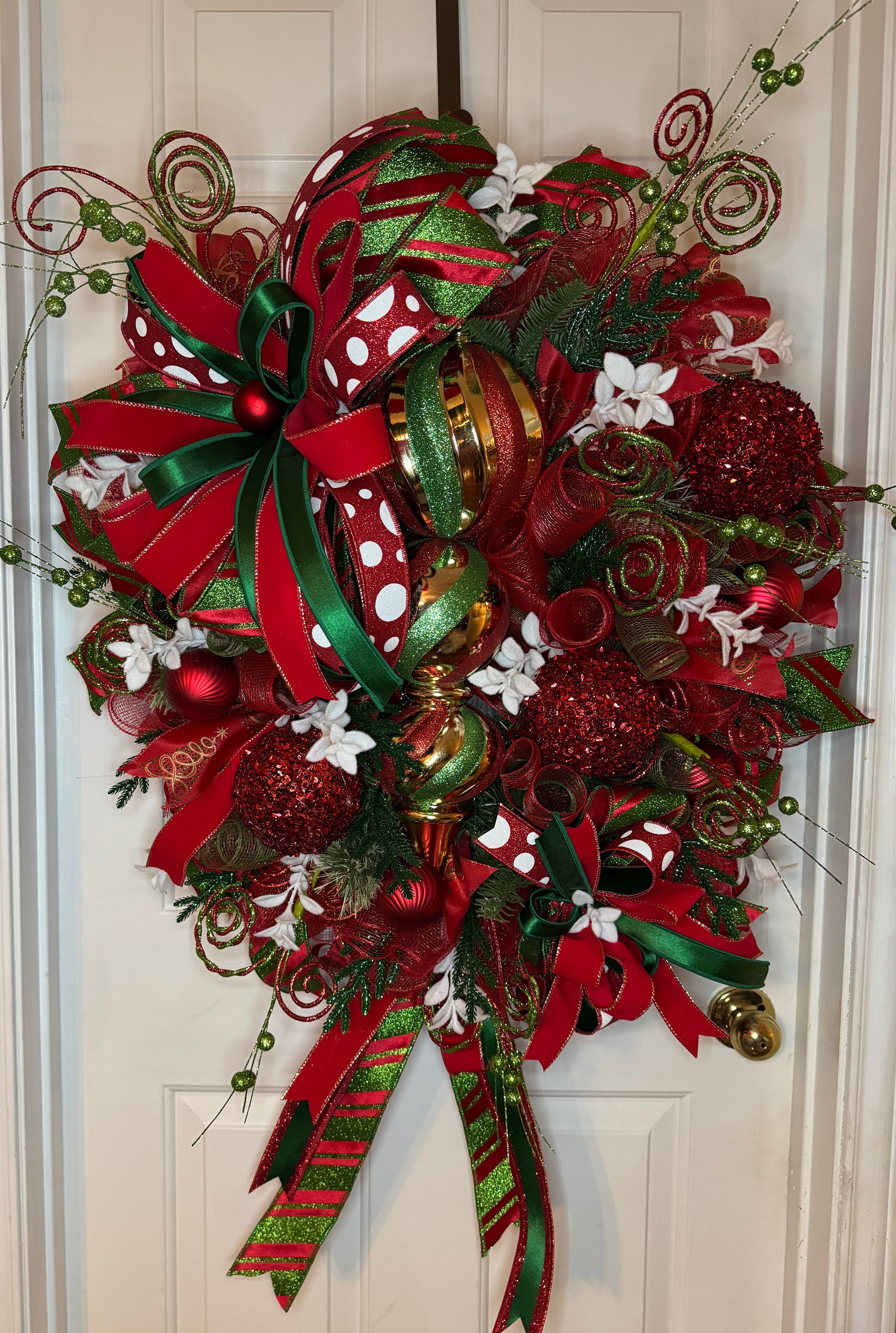 Red Green and Gold Christmas Ornament Wreath