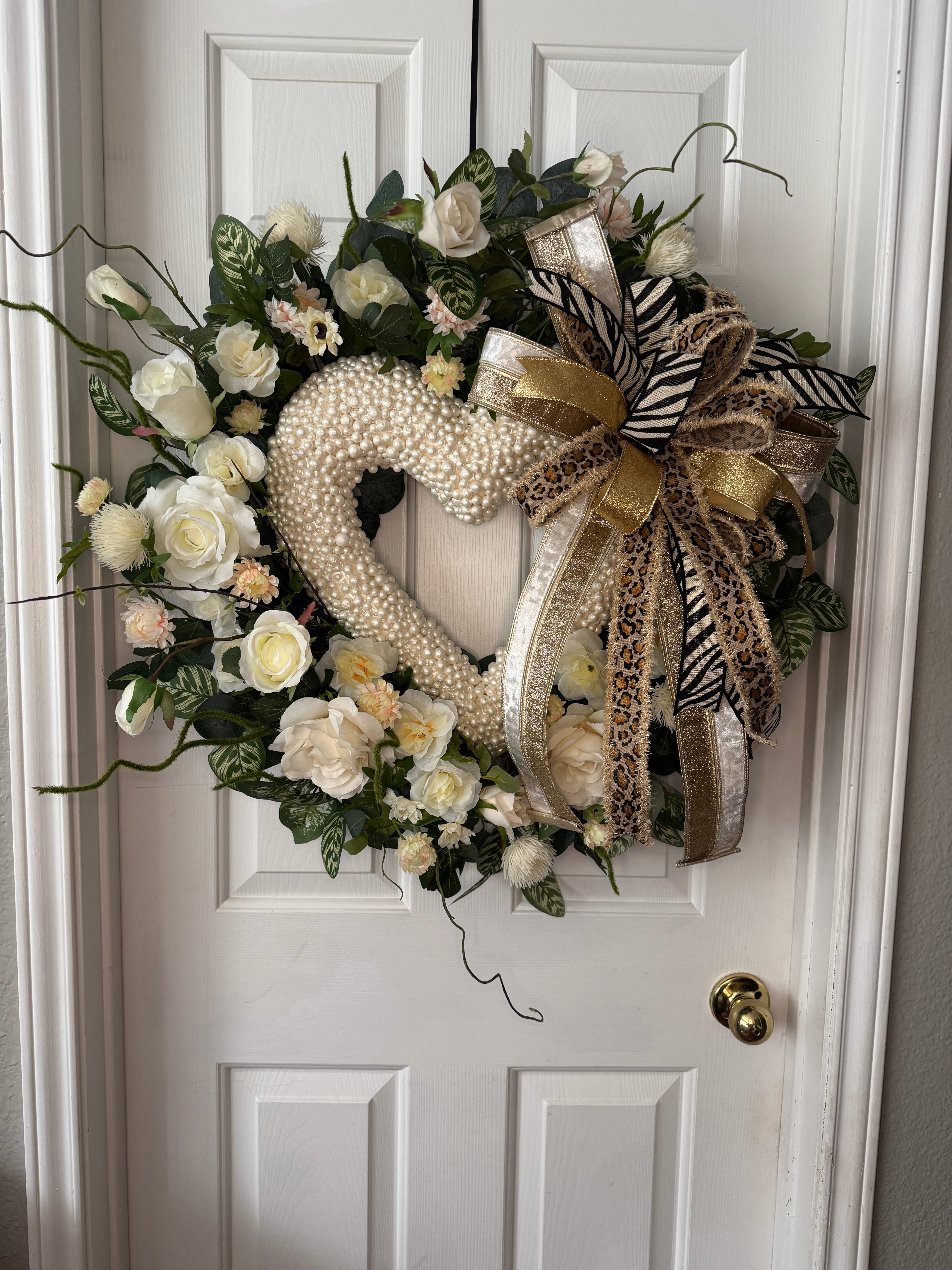 Cream Rose Valentine Wreath